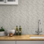 Papel de Parede Mármore quadrado bege rajado - Imagem 3